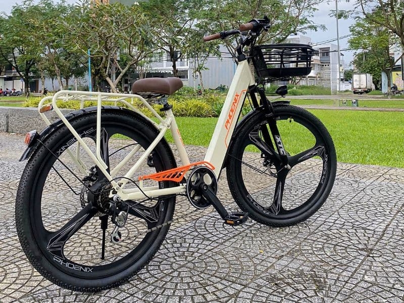 Xe đạp trợ lực điện là lựa chọn an toàn và tiện lợi cho nhiều đối tượng