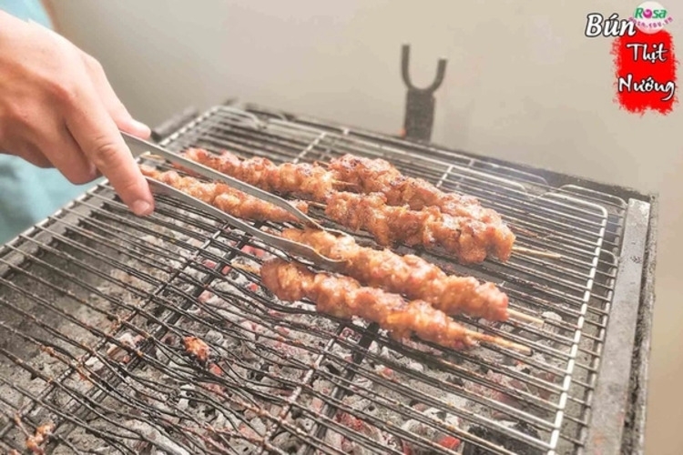 Chuyên đề học cách làm món BÚN THỊT NƯỚNG thơm ngon PVN1404