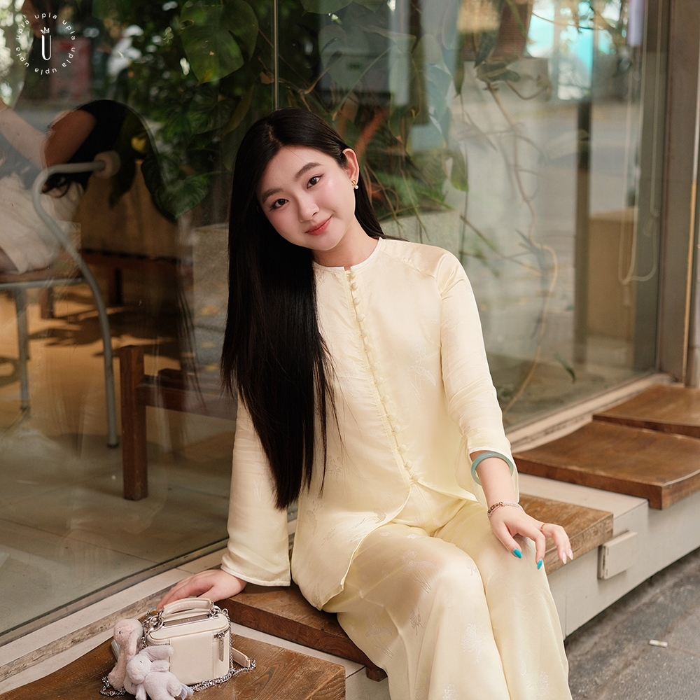 BÀ BA NẮNG THỦY TINH (Vàng Chanh)