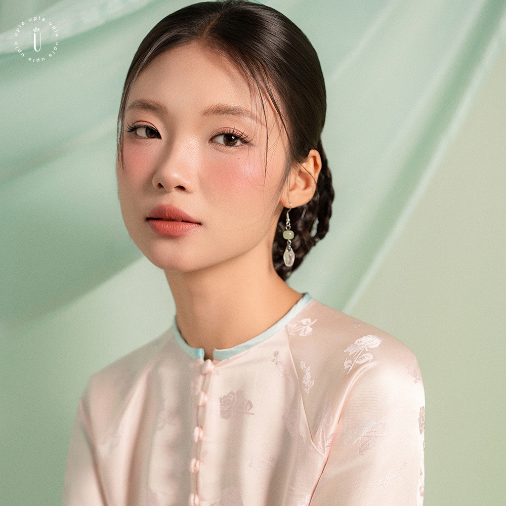 Bà Ba Hồng Tâm
