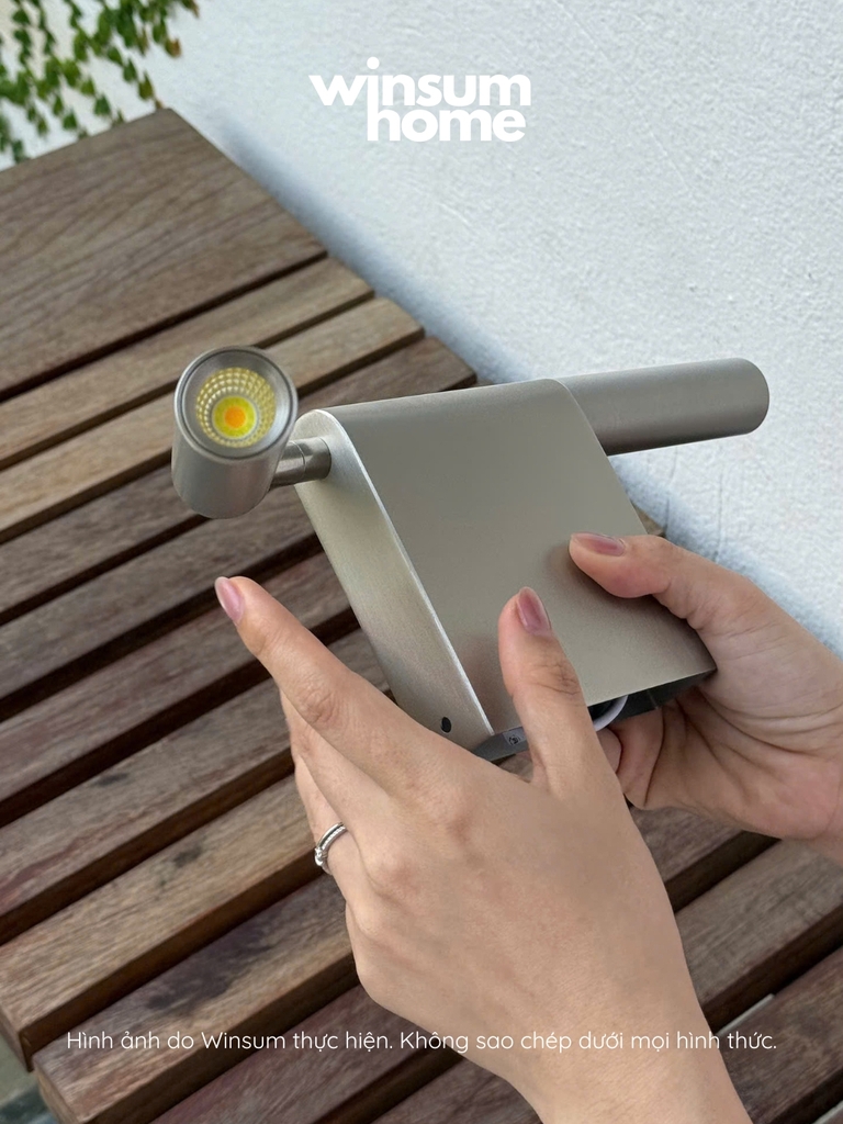 Đèn gắn tường 2 đầu, đèn ngủ đầu giường có chỉnh xoay các hướng sáng - Winsum Home