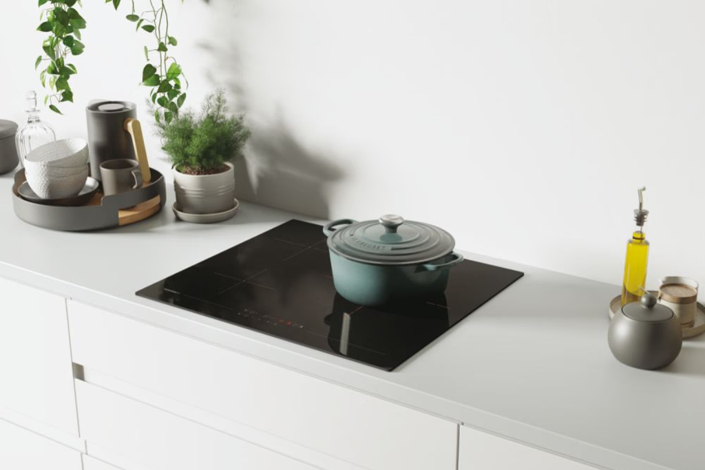 Với bếp hồng ngoại Rosières, bạn có thể tùy ý sử dụng loại nồi chảo mình yêu thích