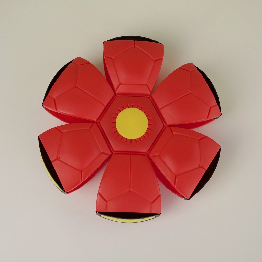 87008D-2  HỘP BANH NÉM BIẾN HÌNH UFO CÓ ĐÈN NHẠC (BANH ĐẠP)