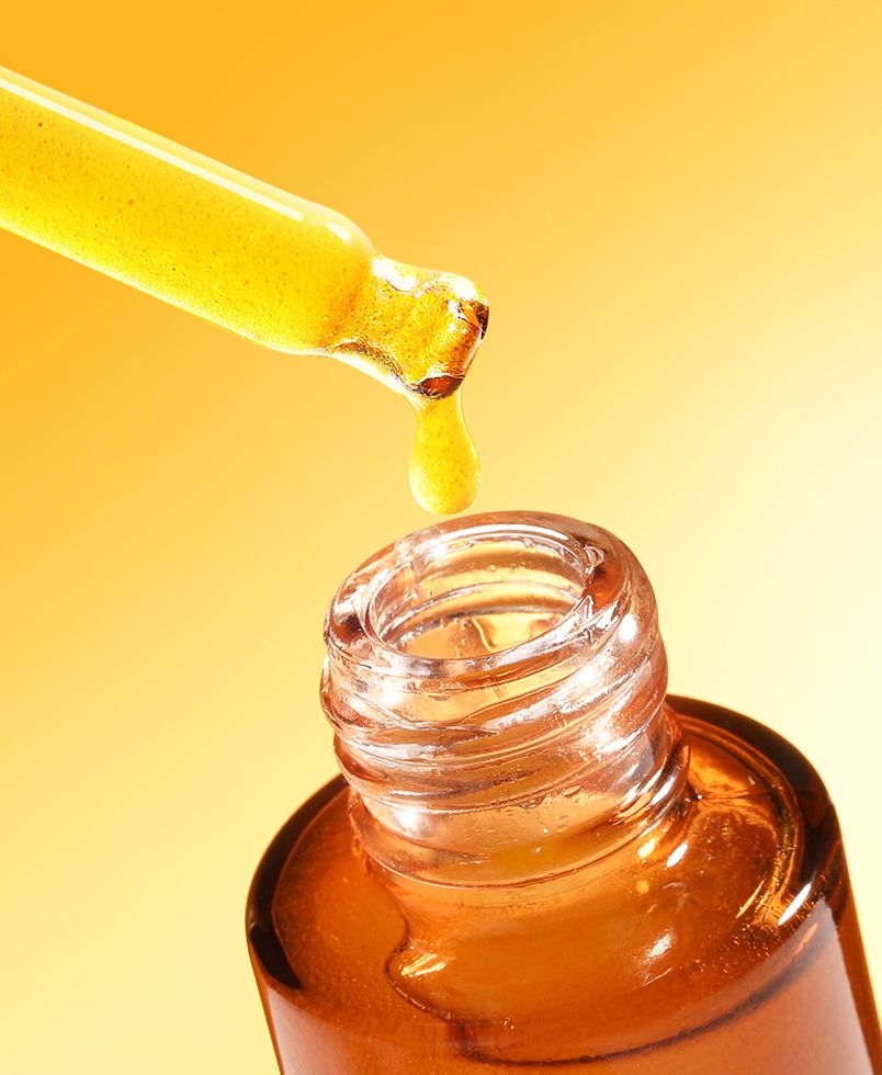 Tinh Chất Nghệ Hưng Yên Hỗ Trợ Sáng Da Và Mờ Vết Thâm Cocoon Turmeric Serum Brighten Skin And Fade Dark Spots