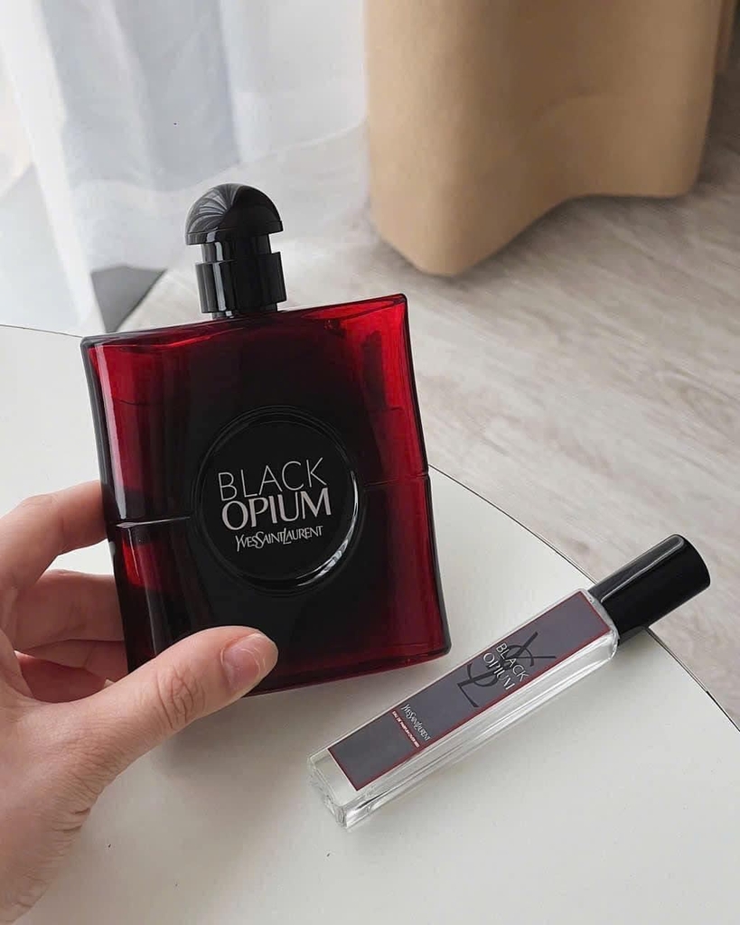 Nước Hoa Nữ Yves Saint Laurent Black Opium Over Red EDP