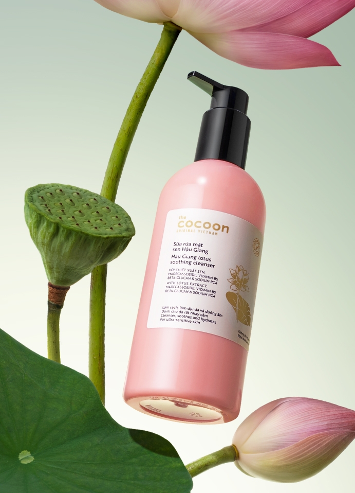 Sữa Rửa Mặt Sen Hậu Giang Cocoon Sạch Sâu Cấp Ẩm Làm Dịu Da Nhạy Cảm