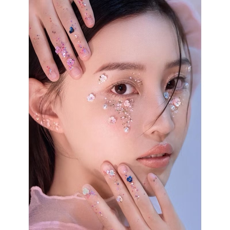 Đá Hoa Bướm Gắn Make Up Trang Điểm (Không Keo)