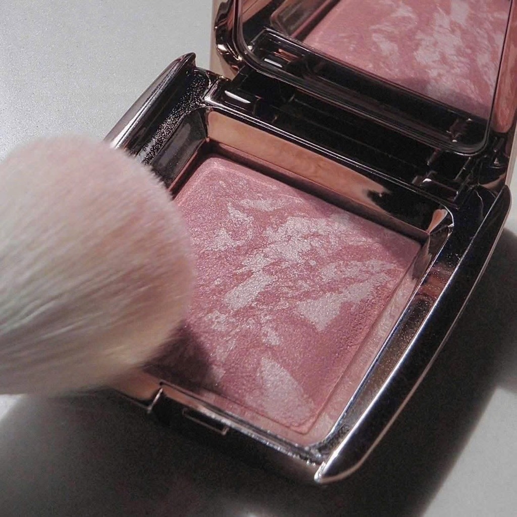 Má Hồng Hourglass Ambient Lighting Blush 1 Ô (MINISIZE)