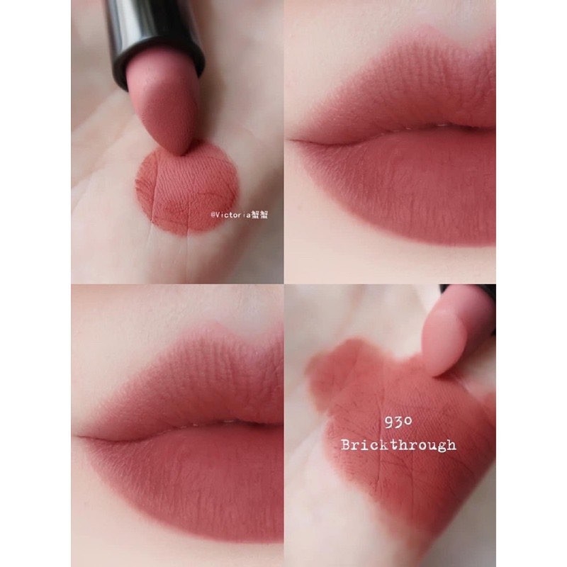 Son MAC Powder Kiss Lipstick