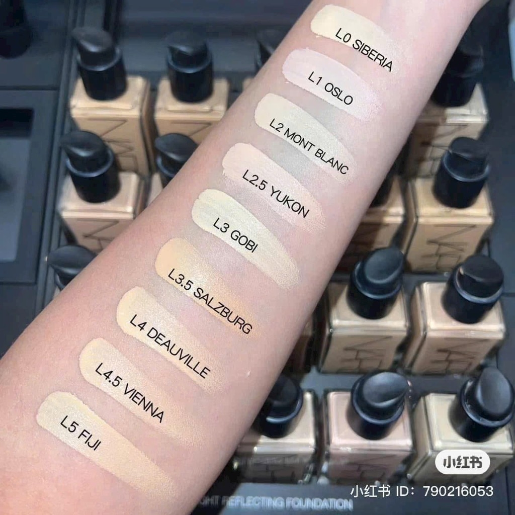 Kem nền Nars All Day Luminous Weightless Foundation 30ml