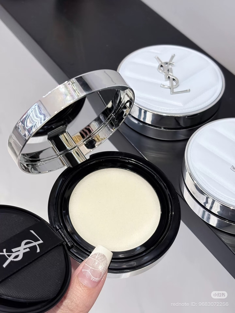 Phấn Nước Yves Saint Laurent YSL All Hours Blur Cushion Powder