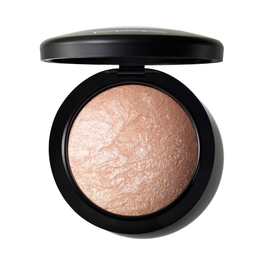 Phấn Highlight MAC Mineralize Skinfinish Natural