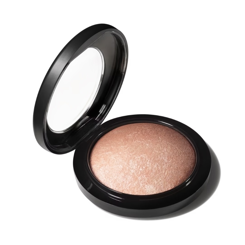 Phấn Highlight MAC Mineralize Skinfinish Natural