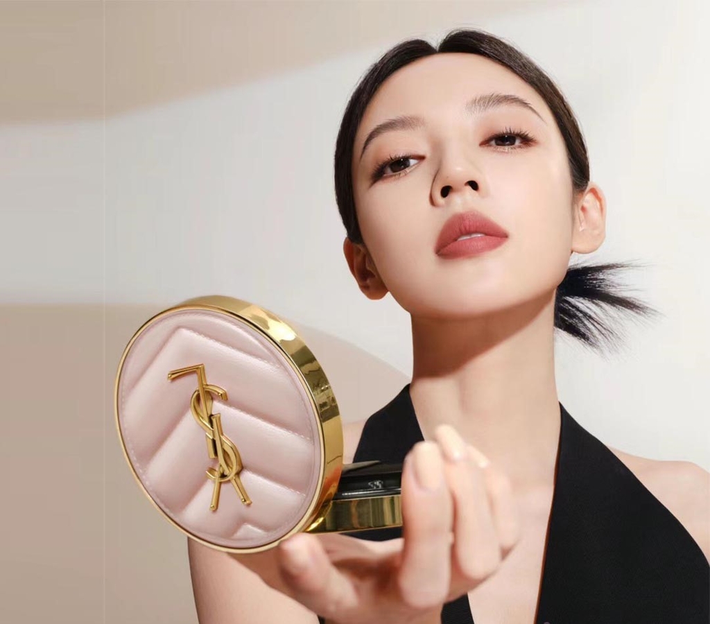 Phấn Nước Cushion YSL Touche Eclat Glow Pact Cushion High Cover Mesh Foundation