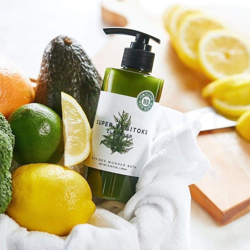 Sữa Rửa Mặt Rau Củ Byvibes Wonder Bath Super Vegitoks Cleanser 300ml