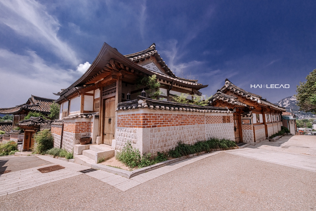 Twin-Hanok -Bukchon / Korea
