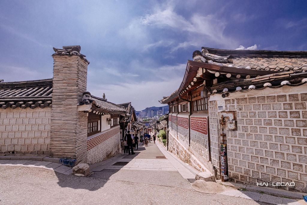 Twin-Hanok -Bukchon / Korea