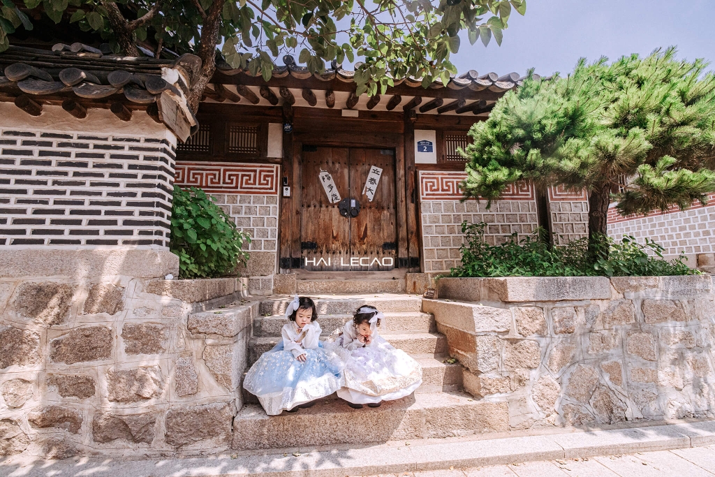 Twin-Hanok -Bukchon / Korea