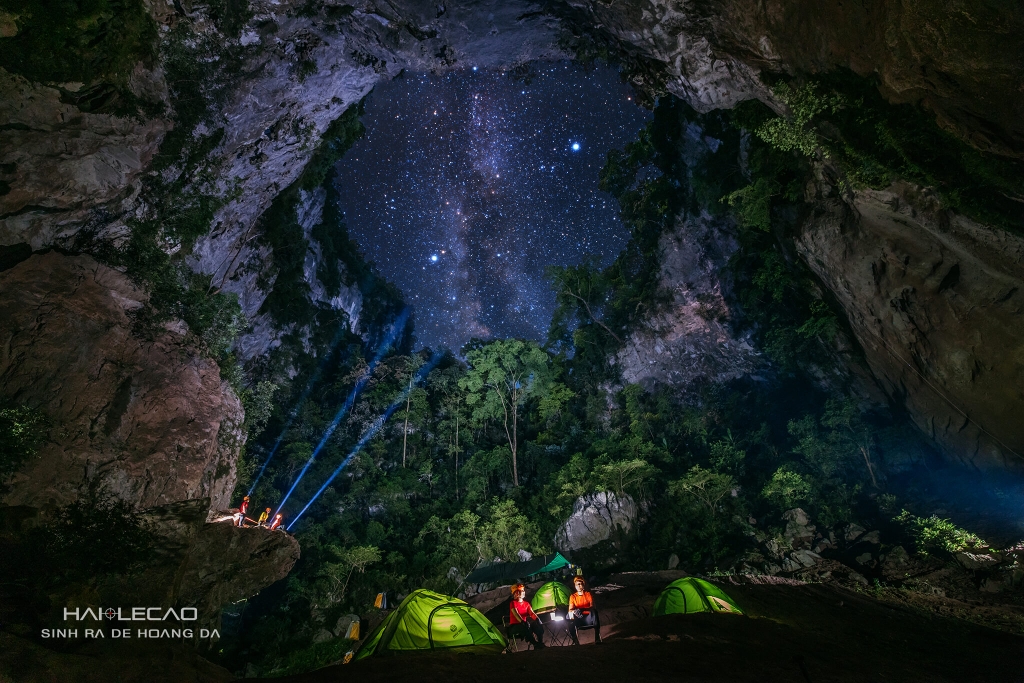 Hố Sụt Koong / Quảng Bình