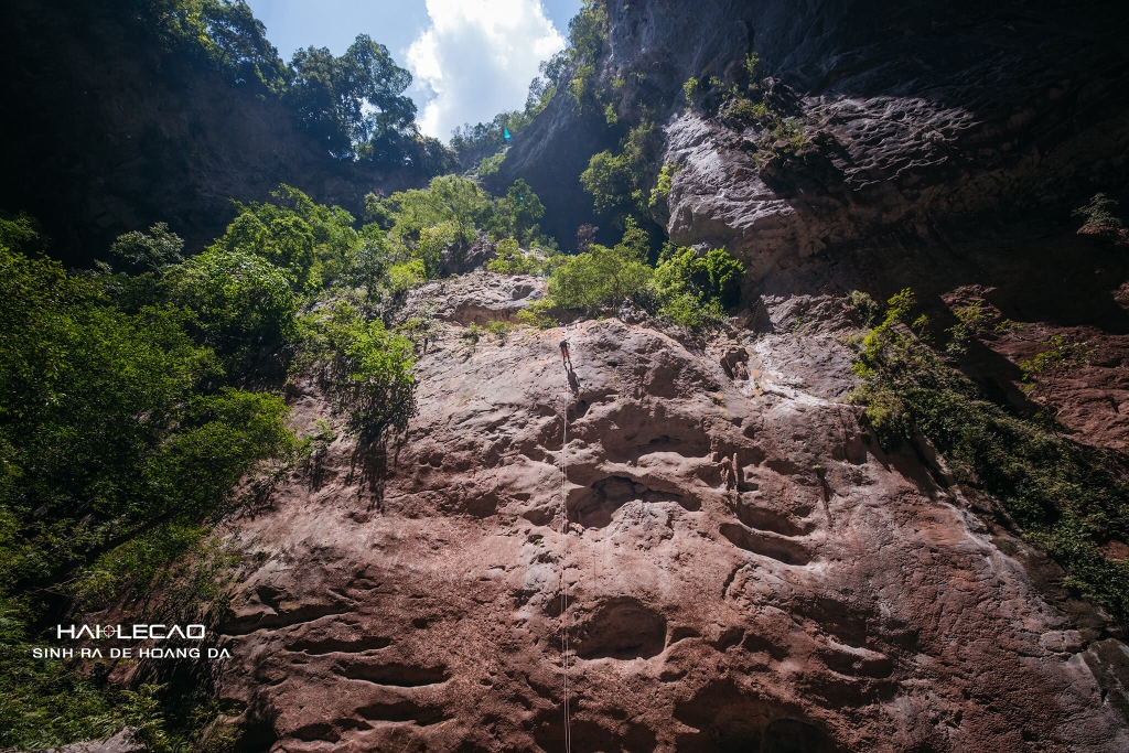 Hố Sụt Koong / Quảng Bình