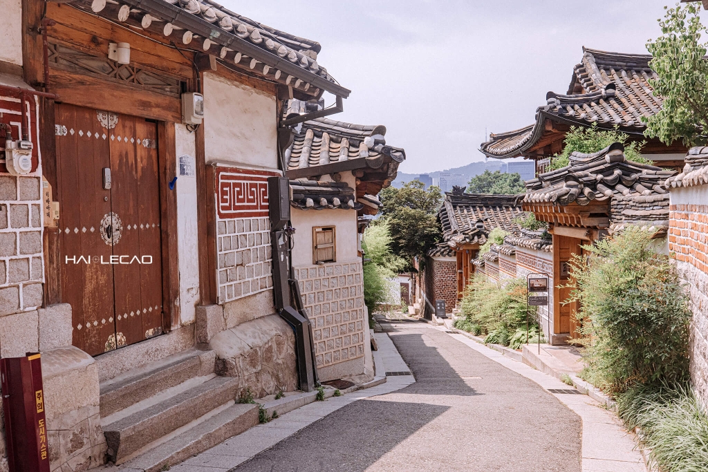 Twin-Hanok -Bukchon / Korea