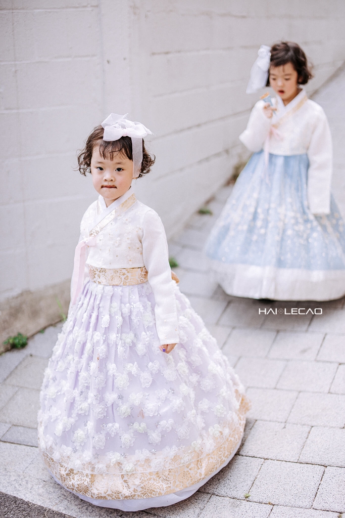 Twin-Hanok -Bukchon / Korea
