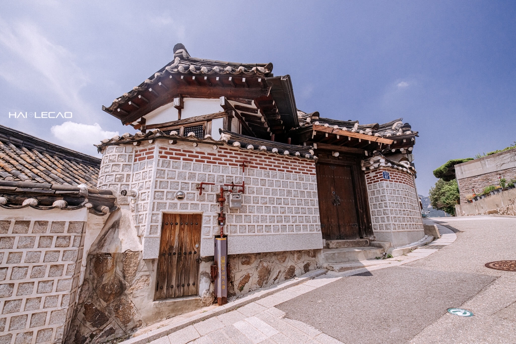 Twin-Hanok -Bukchon / Korea