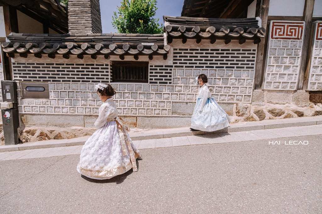 Twin-Hanok -Bukchon / Korea