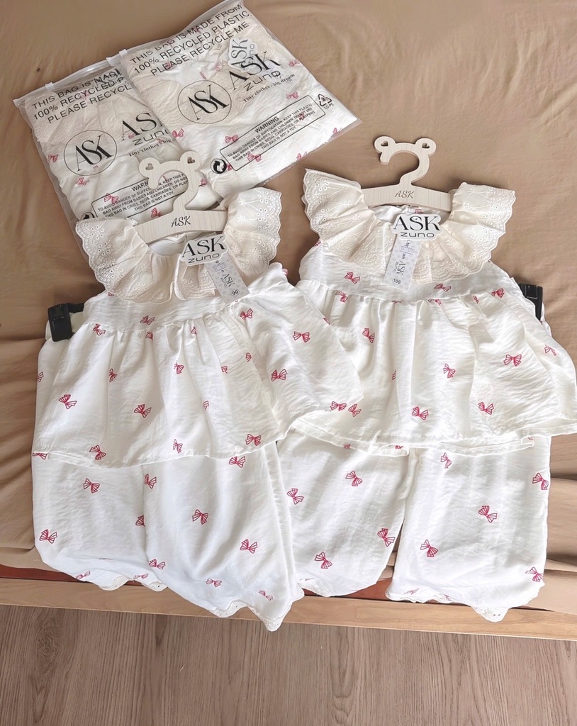 SET BỘ HOMEWEAR BÈO ĐÍNH NƠ BÉ GÁI SẴN