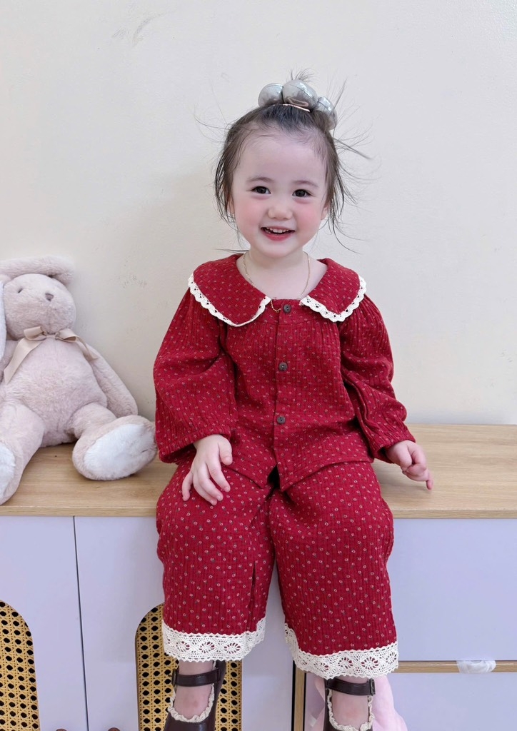 SET BỘ XÔ ĐỎ DÀI BÈO REN BÉ GÁI