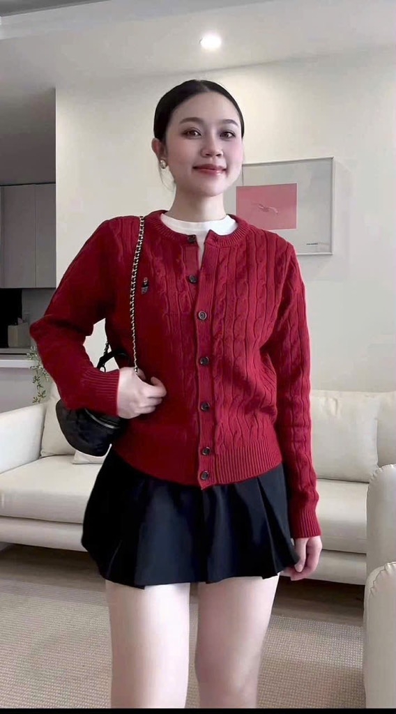 ÁO LEN VẶN THỪNG GẤU WHO NỮ THU ĐÔNG