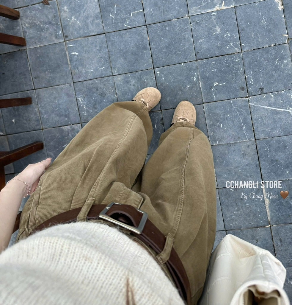 QUẦN JEAN NỮ SUÔNG NÂU GÂN NỔI