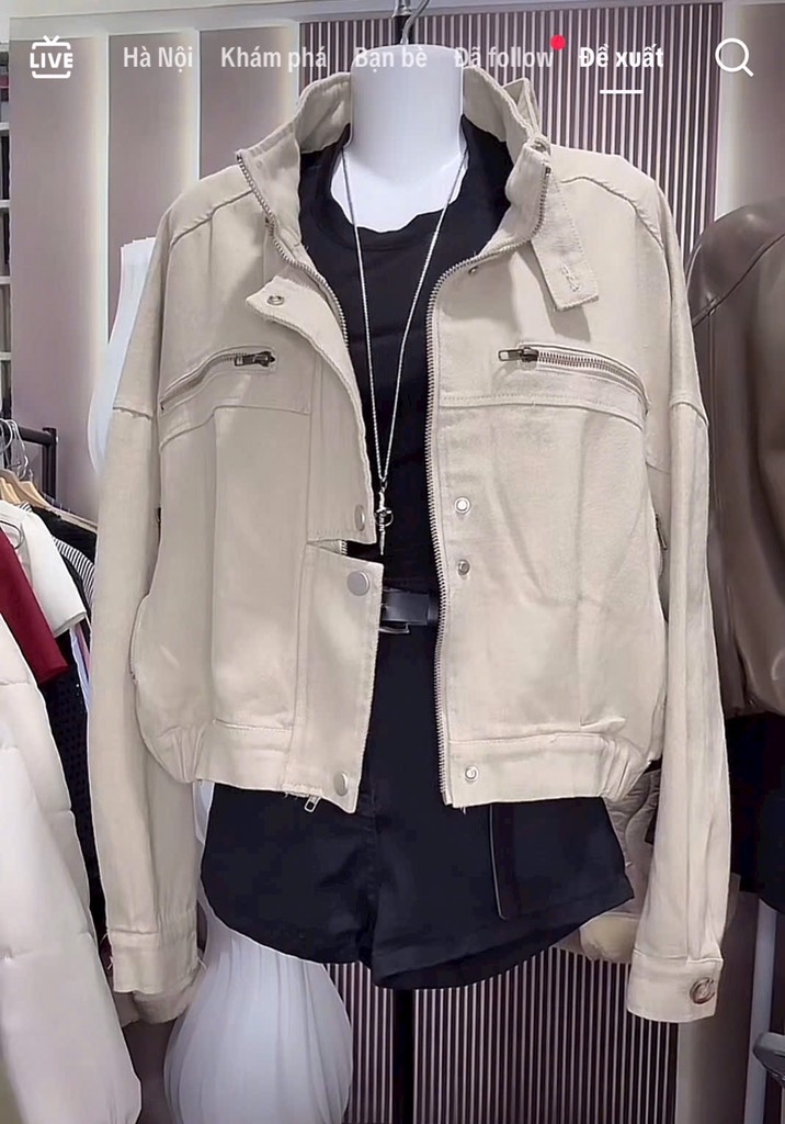 ÁO KHOÁC JEANS NỮ CỔ TÀU TÚI TRƯỚC KÉO KHOÁ THU ĐÔNG