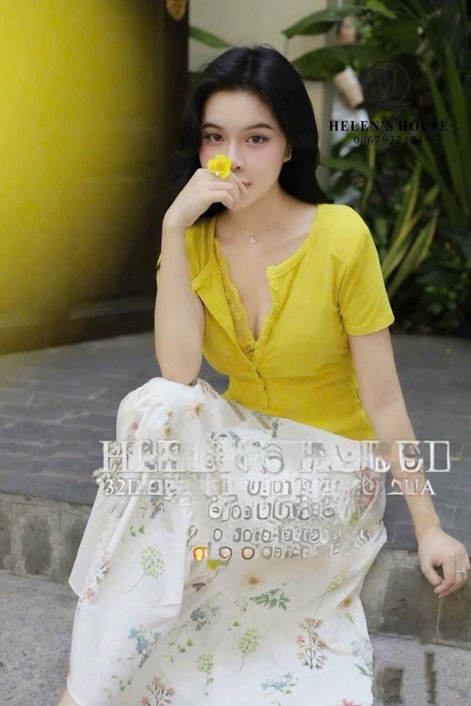 SET ÁO VÀNG CHÂN VÁY DÀI HOA NỮ