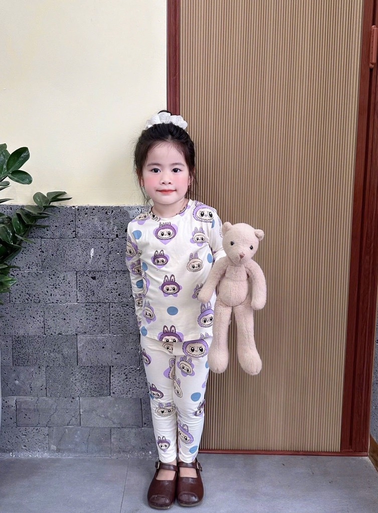 SET 2 BỘ COTTON LABUBUTHU ĐÔNG  BÉ GÁI (sale 79k)