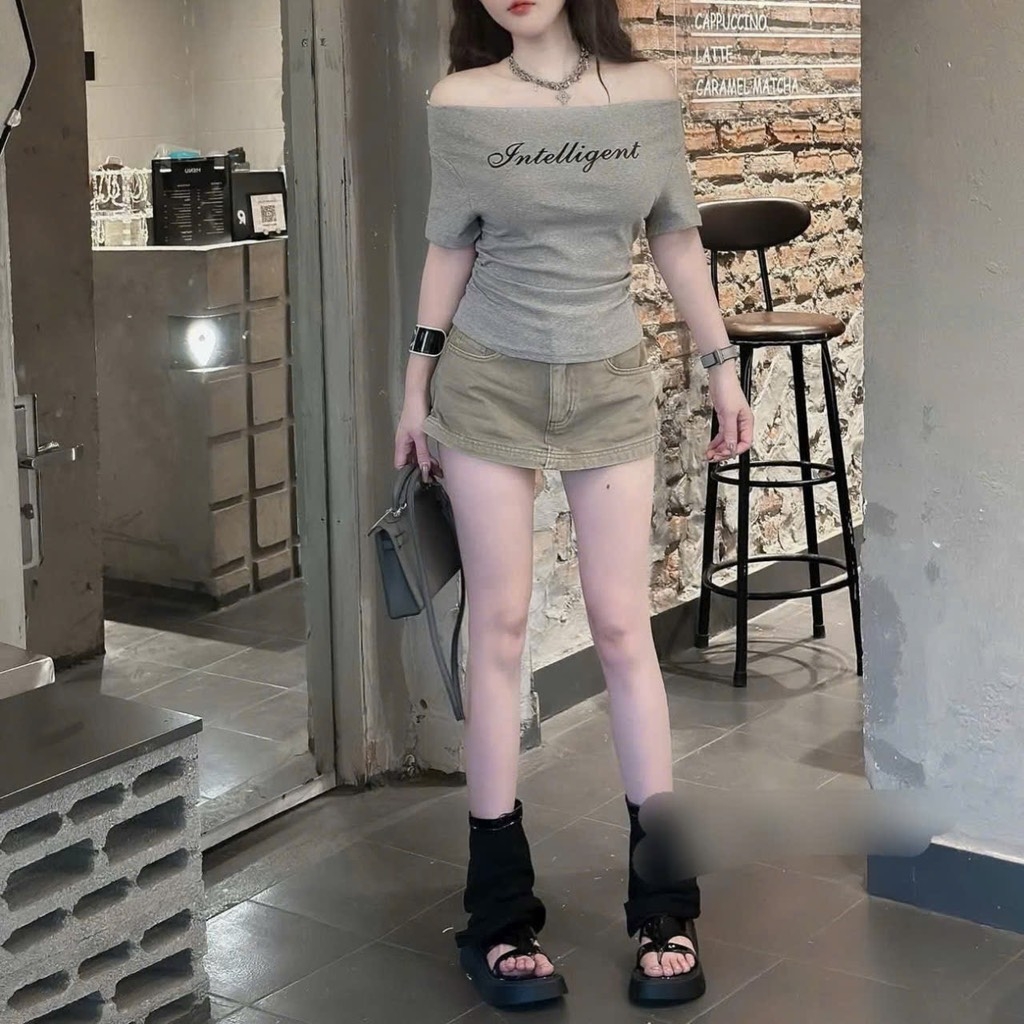 ÁO TRỄ VAI IN CHỮ SIÊU HOT NỮ