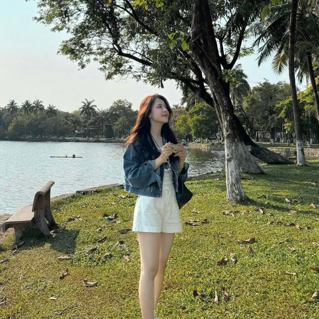 QUẦN SOOC JEAN NỮ TRẮNG BASIC
