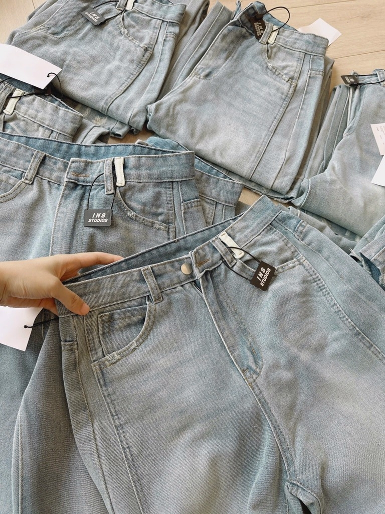 QUẦN JEANS NỮ RÁCH GẤU PHỐI ĐỈA ỐNG SUÔNG SẴN
