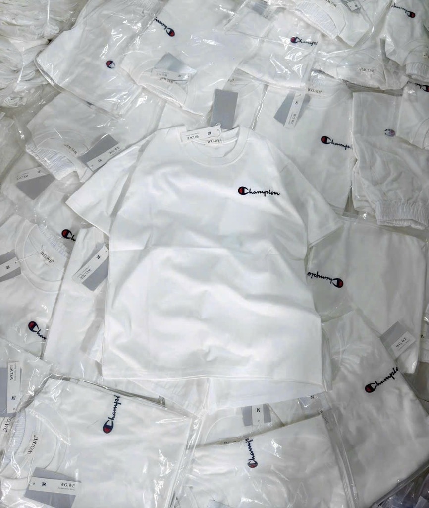 SET BỘ CỘC CHAMPION TRẮNG NỮ SẴN (SALE 107K)