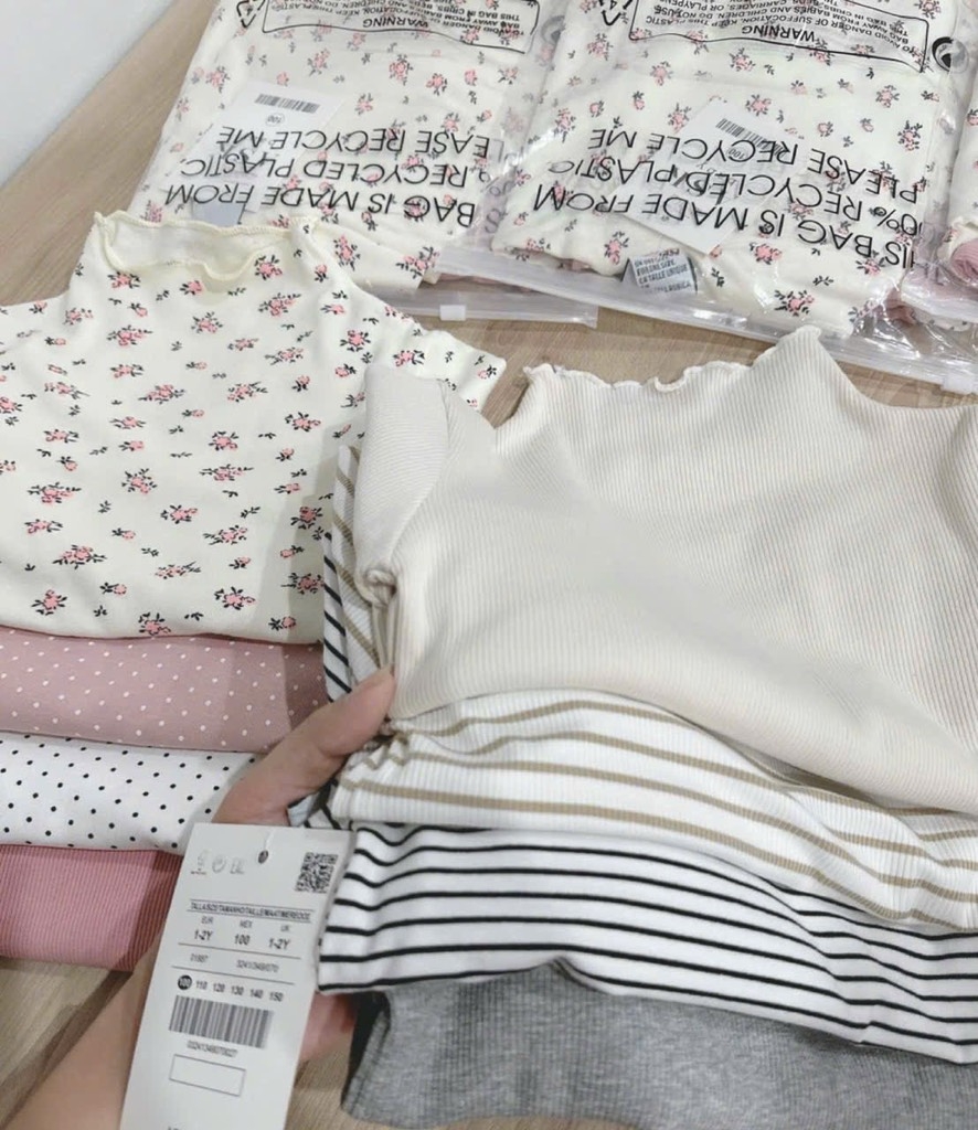 SET 4 ÁO ZIP GIỮ NHIỆT DÀI TAY BÉ GÁI