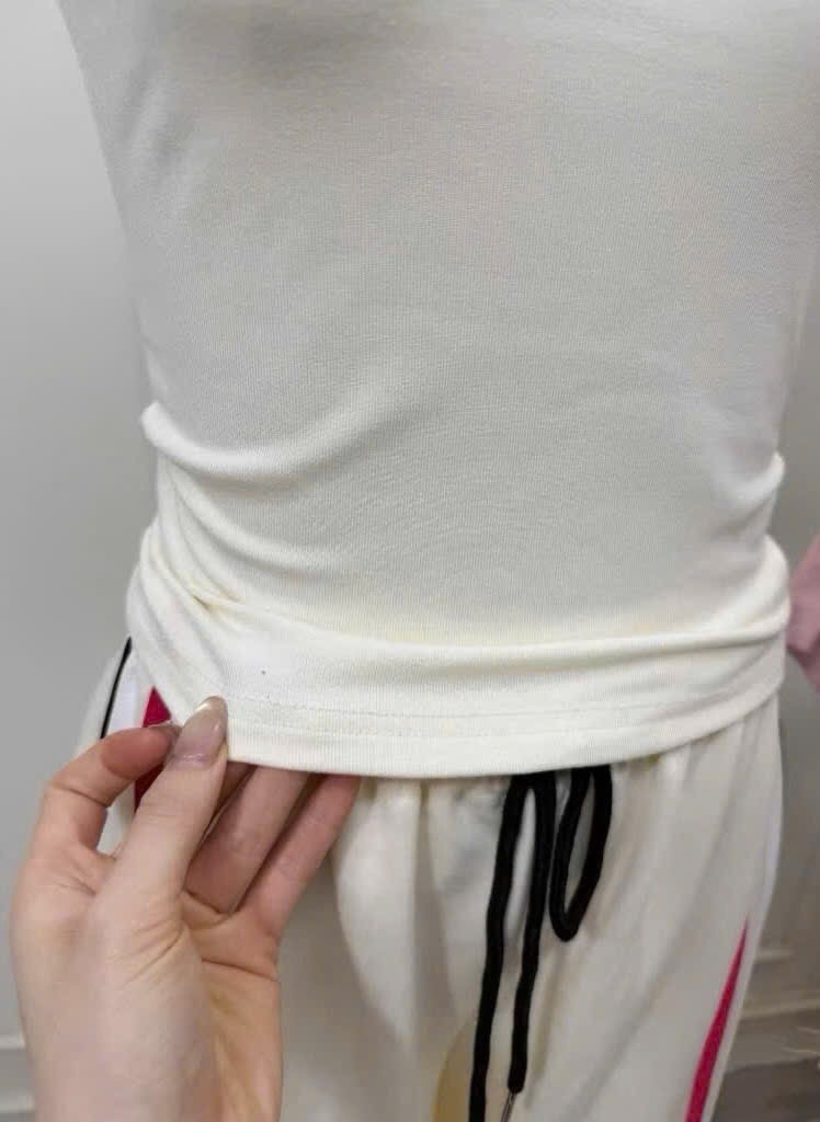 SÉT THỂ THAO ÁO ZÍP QUẦN SUÔNG CHẠY SỌC UMI DẺO NỮ SẴN (SALE 109k)