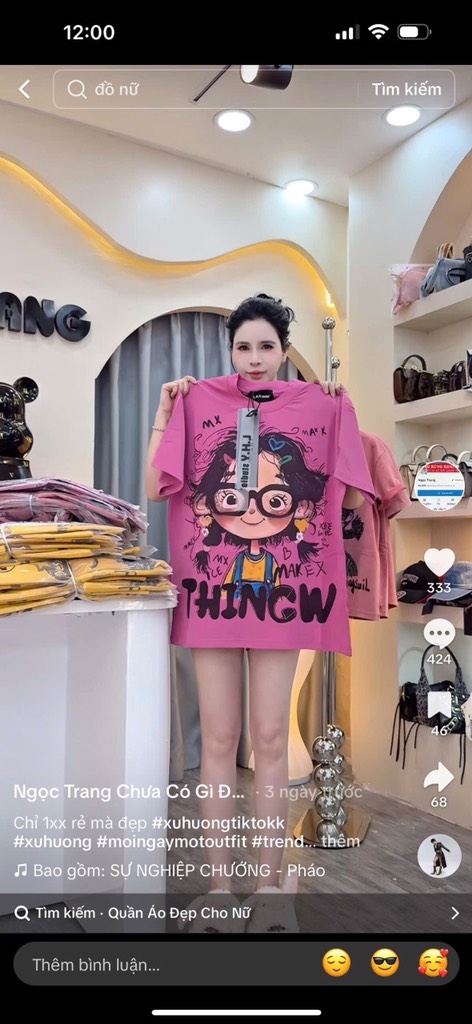 ÁO PHÔNG HỒNG CÔ GÁI MẮT KÍNH NỮ SẴN