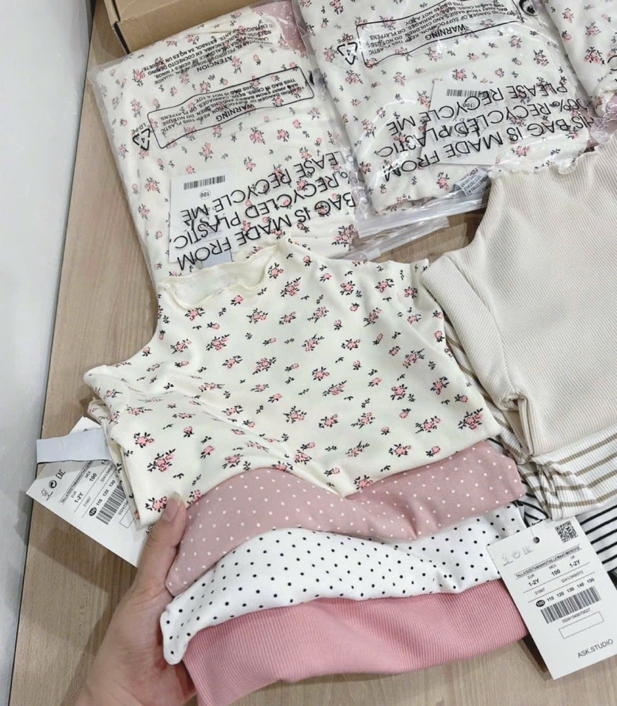 SET 4 ÁO ZIP GIỮ NHIỆT DÀI TAY BÉ GÁI