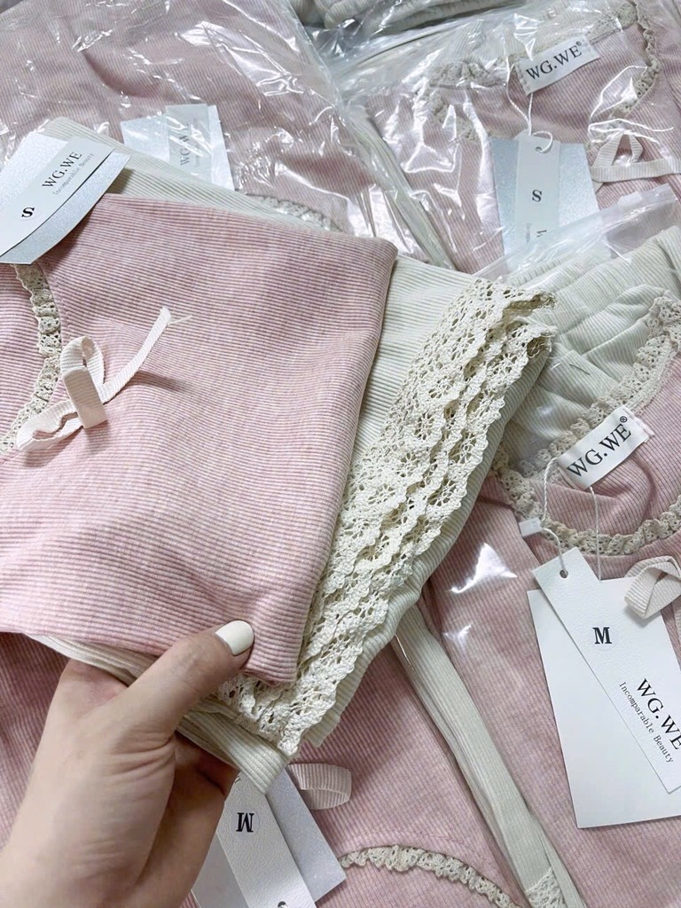 SET BỘ ÁO HỒNG PHỐI REN NƠ QUẦN SUÔNG PHỐI REN NỮ SẴN