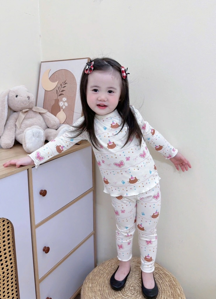 SET 3 BỘ DÀI KITTY TĂM KẺ HỒNG TÍM BÉ GÁI