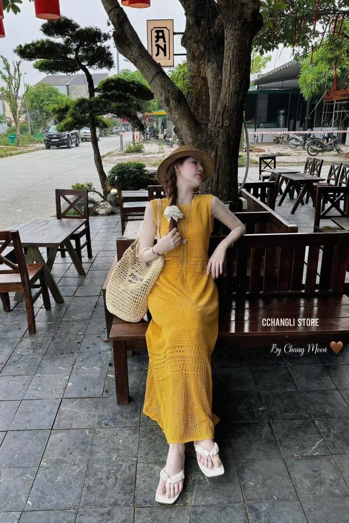 SET ÁO CHÂN VÁY LEN VÀNG NỮ