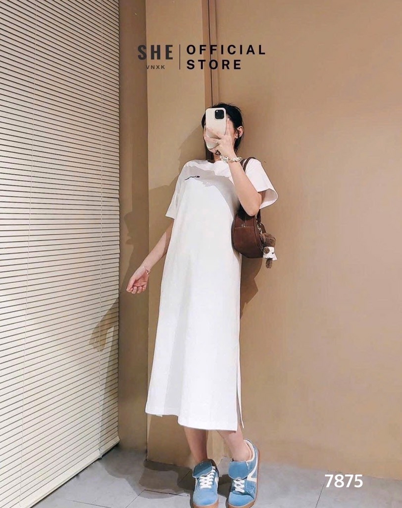 VÁY CHAMPION 2 MÀU XUẤT DƯ NỮ SẴN( xả 105k)