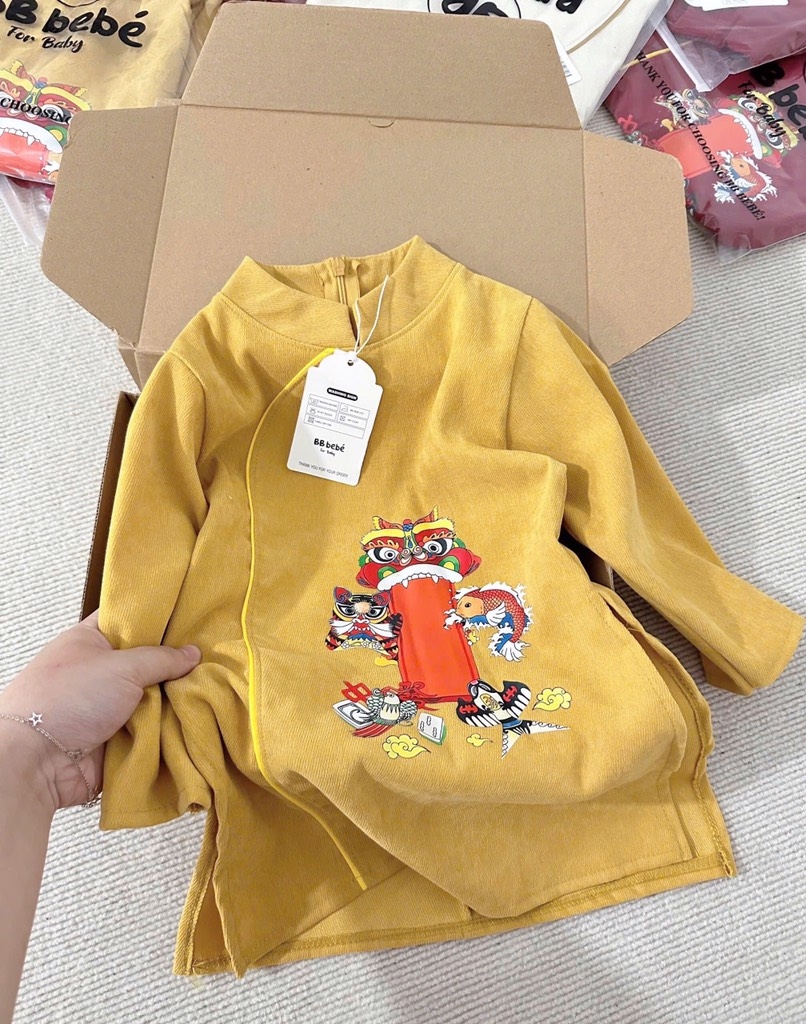 ÁO DÀI HOẠ TIẾT KỲ LÂN BÉ TRAI SẴN- ( SALE 50K)