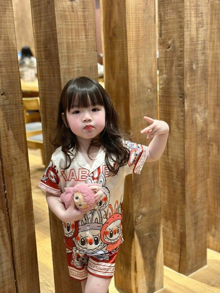SET 2 BỘ ĐÙI PIZAMA LABUBU BÉ GÁI(XẢ 125k)