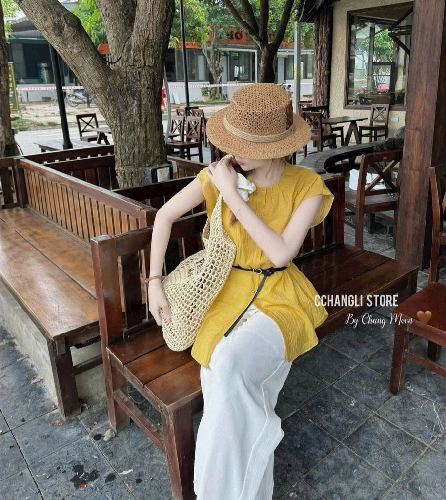 SET ÁO VÀNG QUẦN SUÔNG KÈM ĐAI NỮ